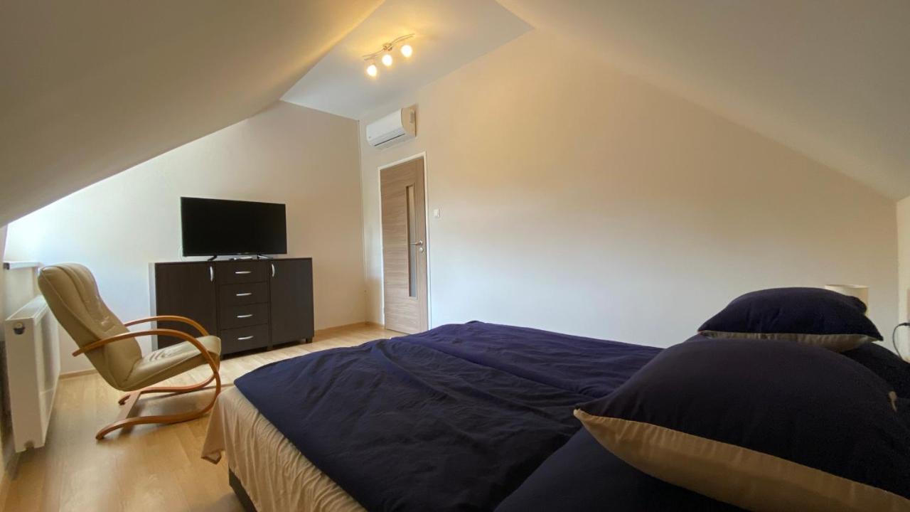 Korall Apartman Balatonfůzfő Exterior foto