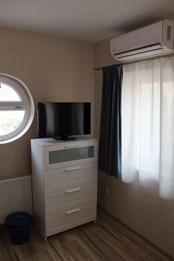 Korall Apartman Balatonfůzfő Exterior foto